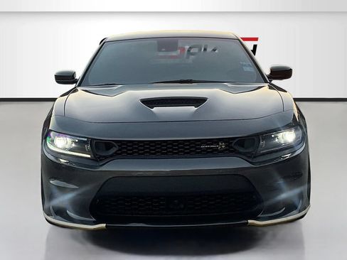 Used 2023 Dodge Charger Scat Pack w/ Navigation & Travel Group RWD image 2