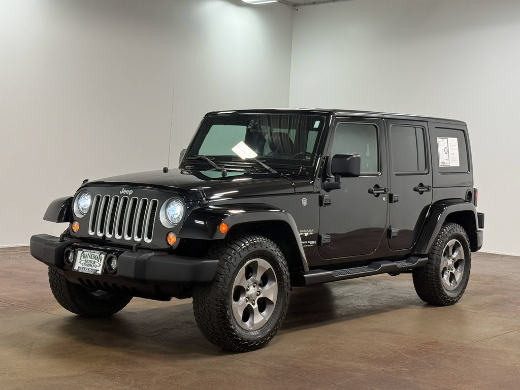 Used 2018 Jeep Wrangler Unlimited Sahara AWD/4WD image 28