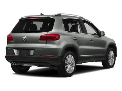 Used 2016 Volkswagen Tiguan S AWD/4WD image 5