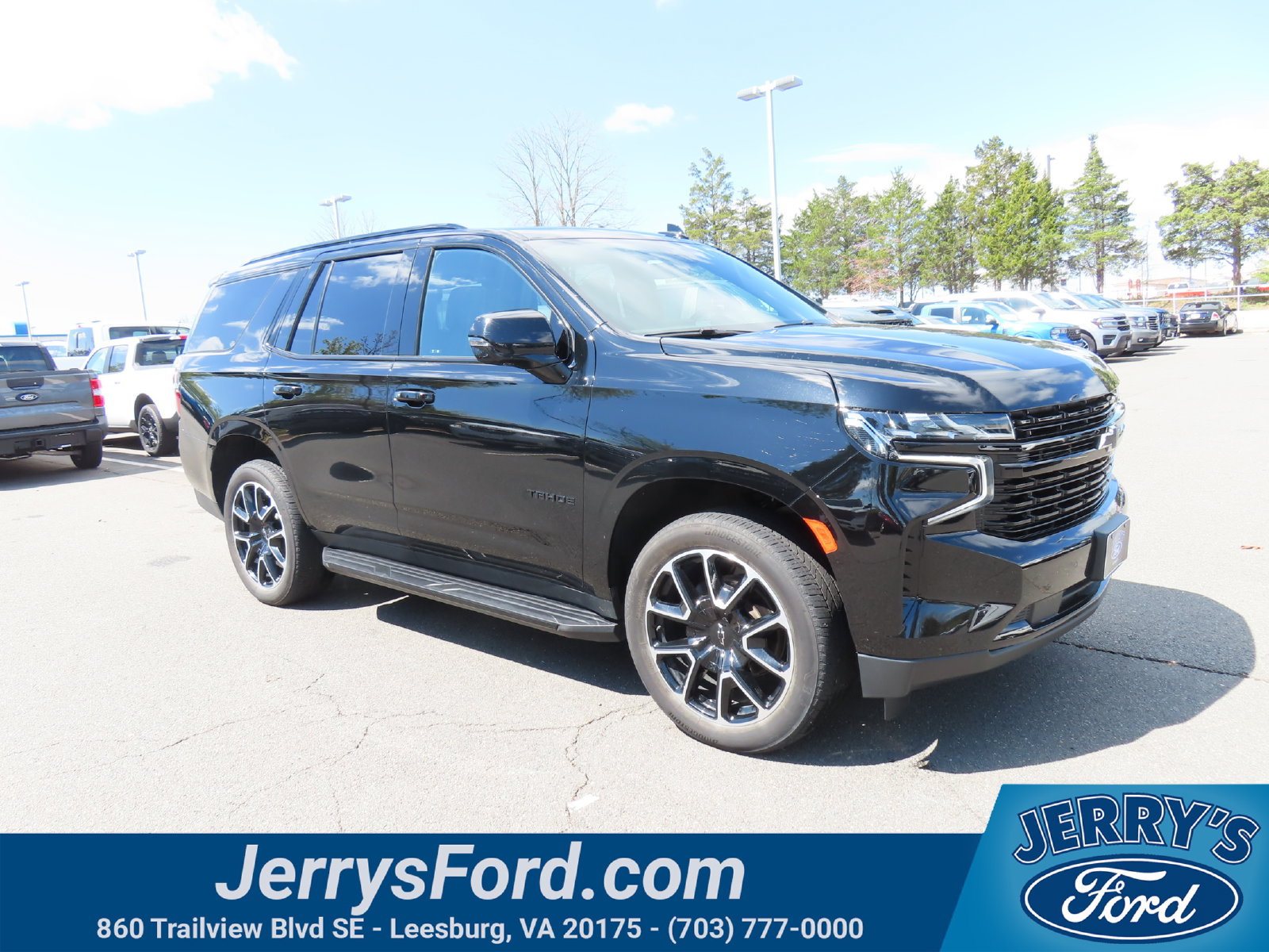 Used 2023 Chevrolet Tahoe RST w/ Luxury Package AWD/4WD image 1