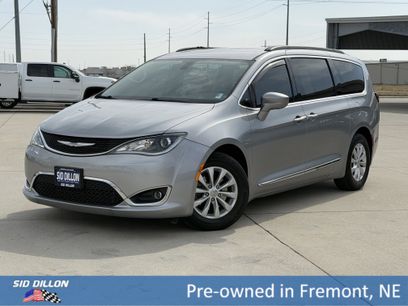 Used 2017 Chrysler Pacifica Touring-L