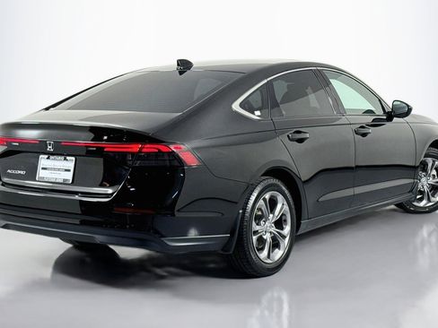 Used 2024 Honda Accord EX image 12