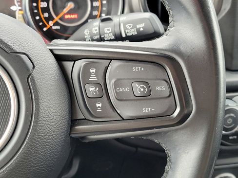 Used 2021 Jeep Wrangler Unlimited Sport image 19