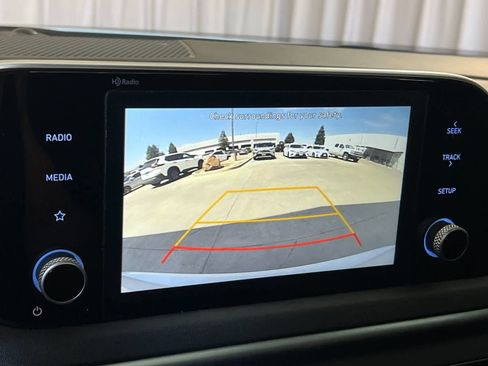 Used 2021 Hyundai Sonata SE FWD image 19