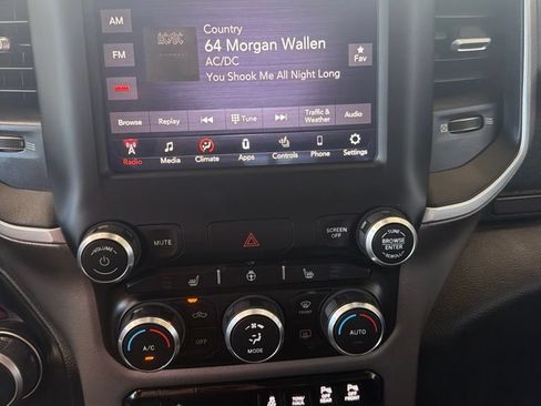 Used 2019 RAM 1500 Big Horn AWD/4WD image 13