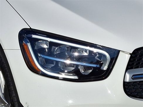 Used 2022 Mercedes-Benz GLC 300 4MATIC image 9