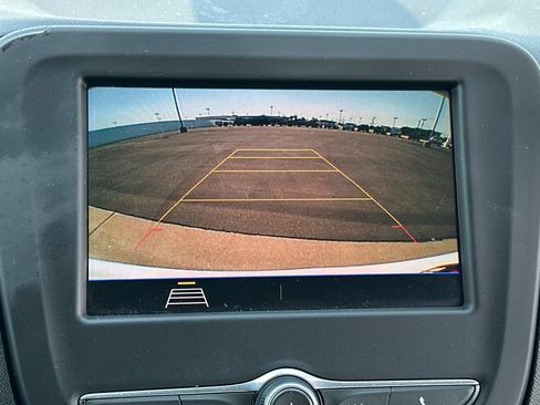 Used 2020 Chevrolet Equinox LS FWD image 25