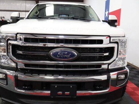 Used 2020 Ford F250 Lariat w/ Lariat Value Package AWD/4WD image 17