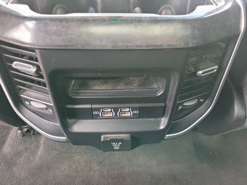 Used 2022 RAM 1500 Big Horn AWD/4WD image 15