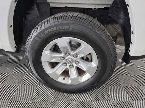 Certified 2020 RAM 1500 Laramie w/ Off Road Group image 18