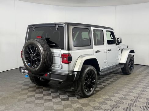 Used 2023 Jeep Wrangler Unlimited Sahara AWD/4WD image 6