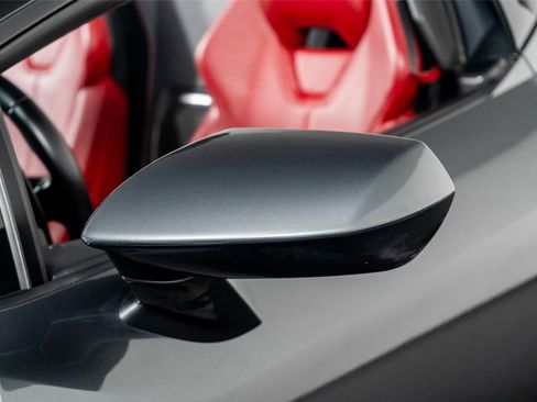 Used 2017 Lamborghini Huracan LP 610-4 AWD/4WD image 28