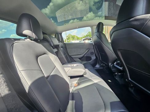 Used 2023 Tesla Model Y Long Range AWD/4WD image 68