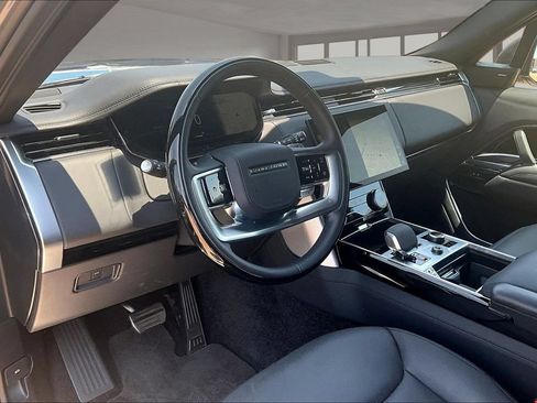 Used 2023 Land Rover Range Rover SE AWD/4WD image 12
