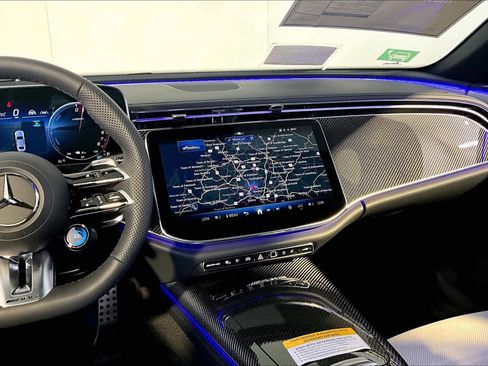 New 2026 Mercedes-Benz E 53 AMG e 4MATIC Sedan image 8