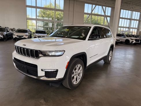 Used 2021 Jeep Grand Cherokee L Limited AWD/4WD image 7