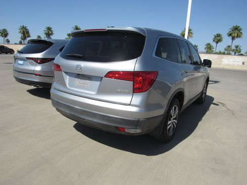 Used 2017 Honda Pilot EX-L image 3