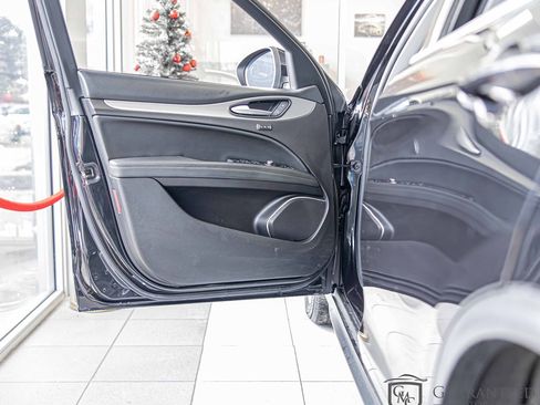 Used 2018 Alfa Romeo Stelvio Sport w/ Cold Weather Package image 33
