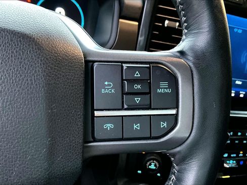 Used 2022 Ford F150 Lariat w/ Equipment Group 502A High AWD/4WD image 25