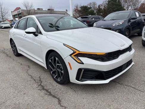 Used 2025 Kia K5 EX image 3