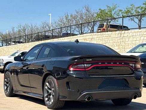 Used 2023 Dodge Charger Scat Pack w/ Navigation & Travel Group image 7