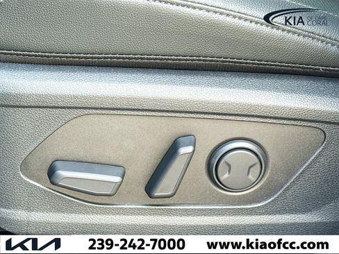 New 2026 Kia Sportage EX w/ EX Panorama Roof Package FWD image 22