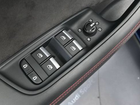 Used 2021 Audi RS Q8 AWD/4WD image 21