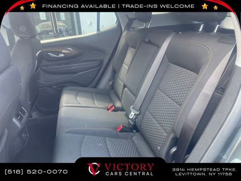 Used 2020 GMC Terrain SLE w/ Driver Convenience Package image 10