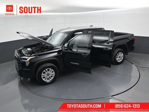 Used 2026 Toyota Tundra SR5 w/ SR5 Convenience Package AWD/4WD image 52