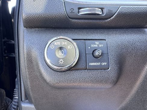 Used 2016 Chevrolet Traverse LT AWD/4WD image 35