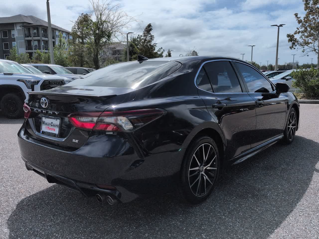 Certified 2021 Toyota Camry SE FWD image 6