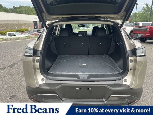 New 2025 Nissan Murano SL image 16