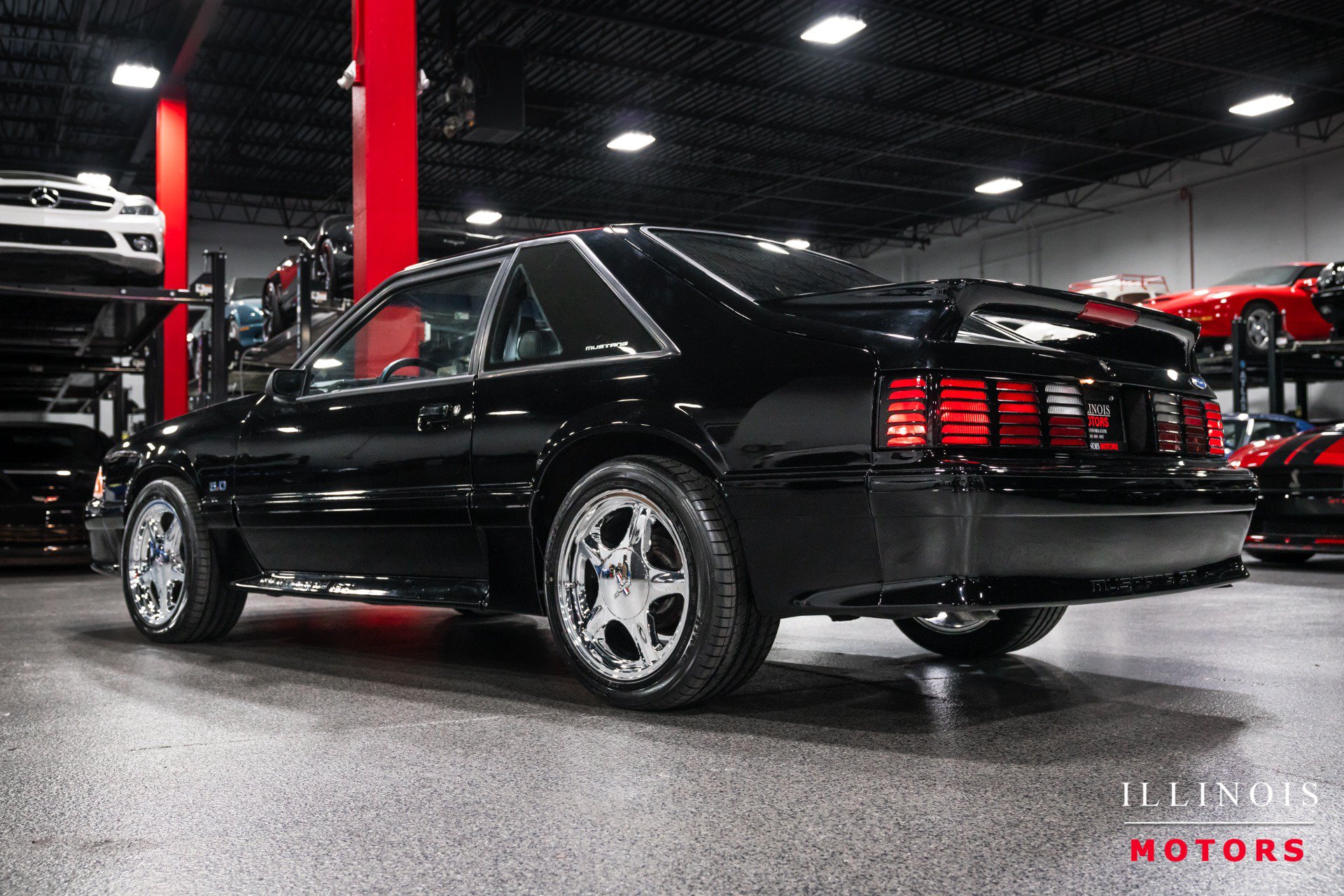 Used 1993 Ford Mustang GT RWD image 3