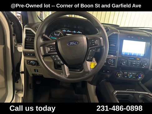 Used 2022 Ford F250 XLT w/ Black Appearance Package AWD/4WD image 17