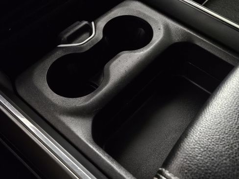 Used 2023 RAM 1500 Laramie AWD/4WD image 14