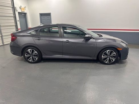 Used 2016 Honda Civic EX-T image 6