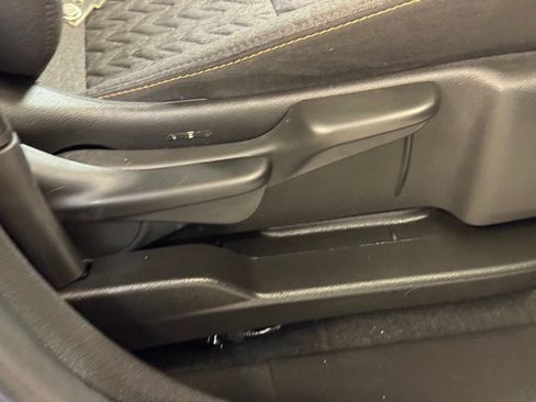 Used 2022 Chevrolet Equinox LT FWD image 31