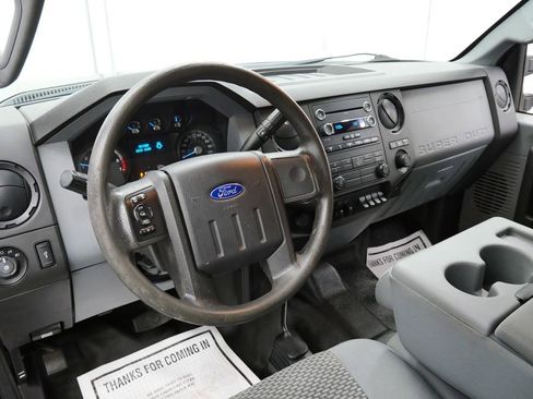 Used 2015 Ford F250 XL w/ Power Equipment Group image 12