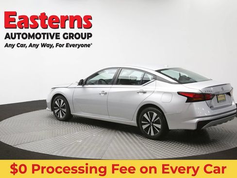 Used 2022 Nissan Altima 2.5 SV FWD image 63