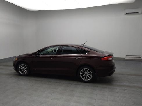 Used 2017 Ford Fusion SE w/ Fusion SE Technology Package image 3