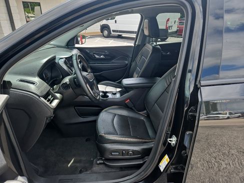 Used 2024 GMC Terrain AT4 AWD/4WD image 5