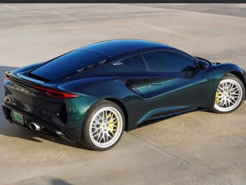 Used 2024 Lotus Emira First Edition RWD image 3