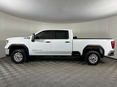 Used 2023 GMC Sierra 2500 Pro w/ Convenience Package image 2