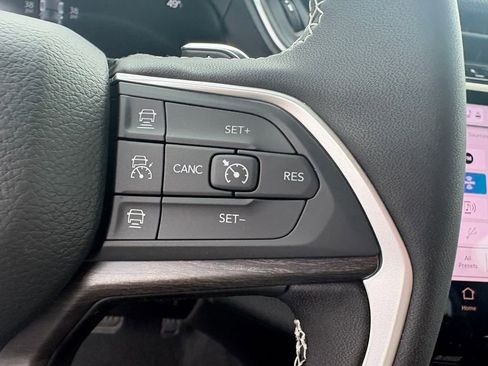 New 2025 Jeep Grand Cherokee Limited image 20