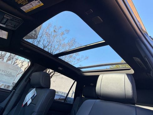 New 2026 Toyota Sequoia Platinum AWD/4WD image 33