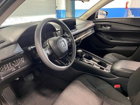 Used 2024 Honda Accord EX image 22