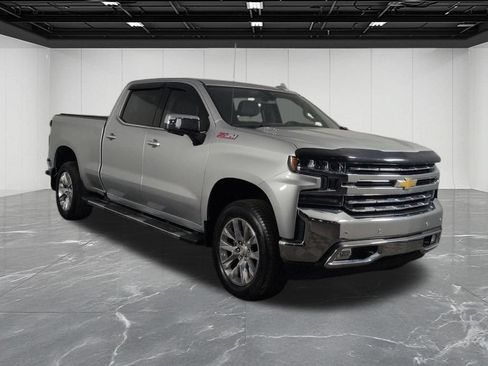 Used 2020 Chevrolet Silverado 1500 LTZ AWD/4WD image 7