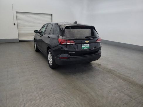 Used 2023 Chevrolet Equinox LS w/ LS Convenience Package AWD/4WD image 5