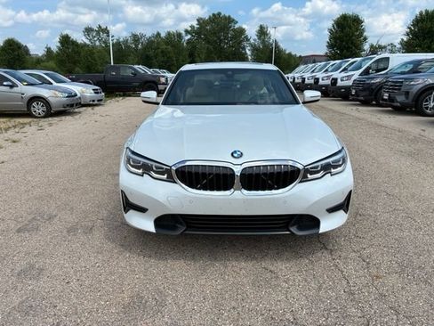 Used 2022 BMW 330i xDrive Sedan w/ Premium Package 2 AWD/4WD image 3