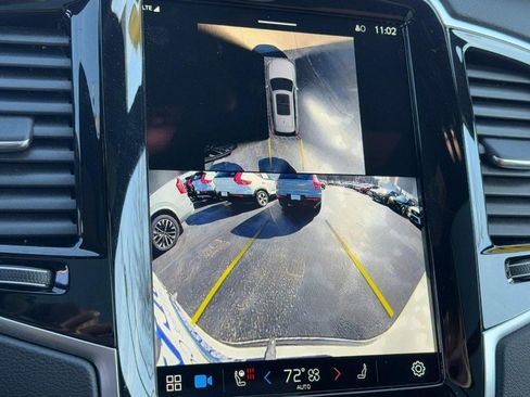 Certified 2024 Volvo XC90 T8 Ultimate w/ Lounge Package image 22